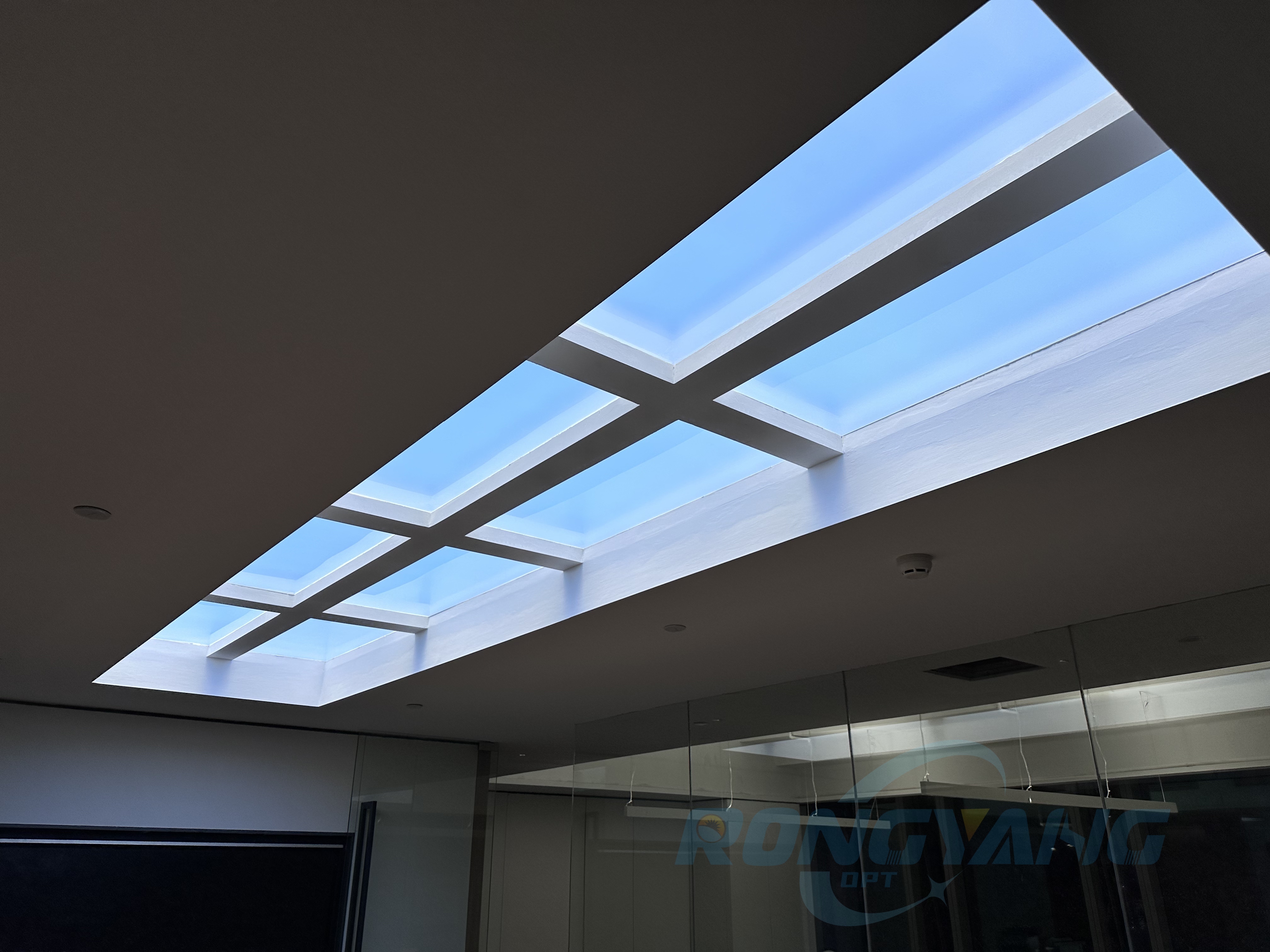 Derniers blogs de l'entreprise sur Artificial Skylights for Office Break Rooms