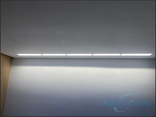 Acheter Une lucarne artificielle intelligente de 80 W avec éclairage circadien et des solutions de taille personnalisée fabrication en ligne