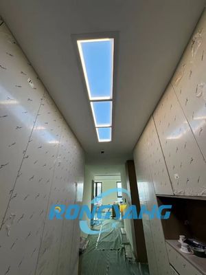 Panneau de lumière solaire artificielle à 110V monté sur le mur Panneaux de fausses lucarnes Avec une durée de vie de 50000h