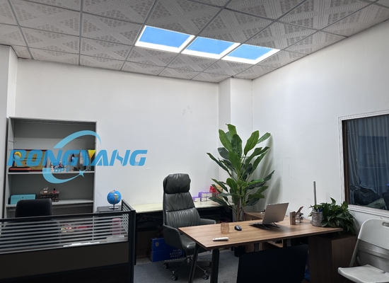 Contrôle d'applications intelligentes de panneau LED ultra-mince Ambiance personnalisable pour les architectes d'intérieur